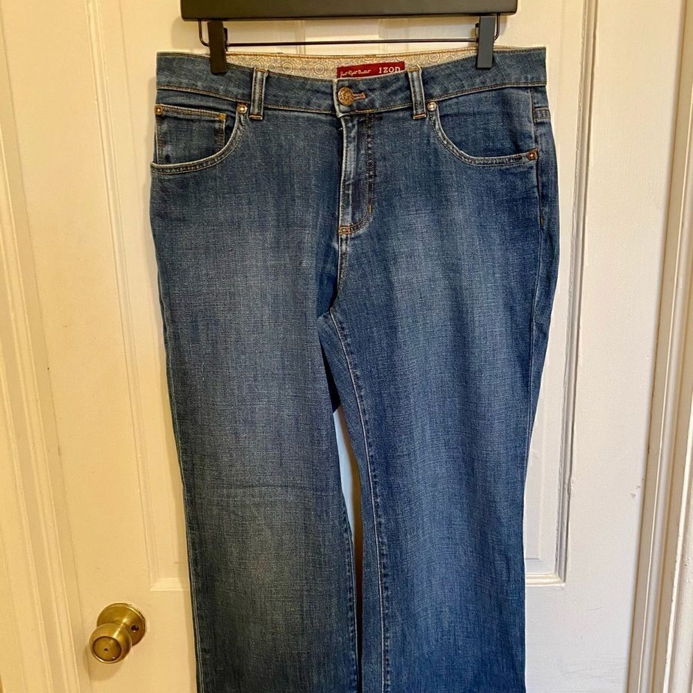 IZOD Jeans. Super Soft & Comfortable Fit